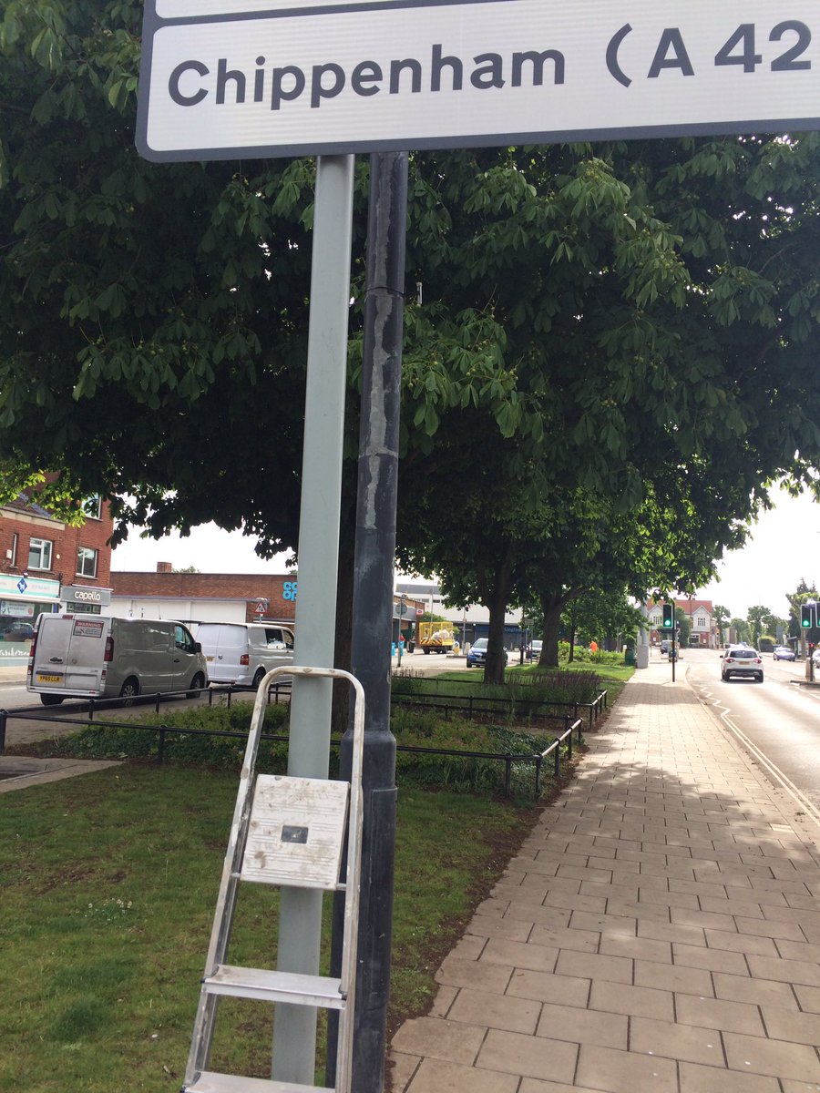cleanfishponds's tweet photo. Just sent off my #cleanair kit to @wwwfoecouk for analysis. (Zoom in just below sign.) Fishponds Road #bristol #NationalCleanAirDay https://t.co/9UO5Urftsf