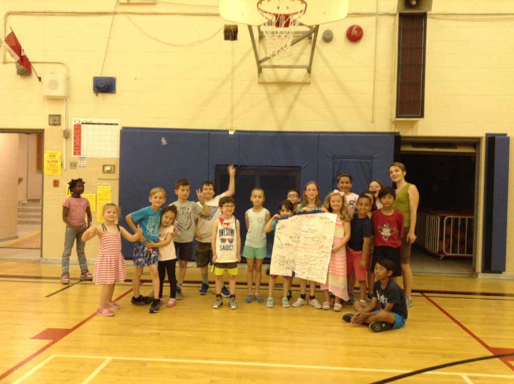 GilesBootcamp's tweet photo. Great last boot camp day turnout #FinshStrong https://t.co/Z9XRNElDnT