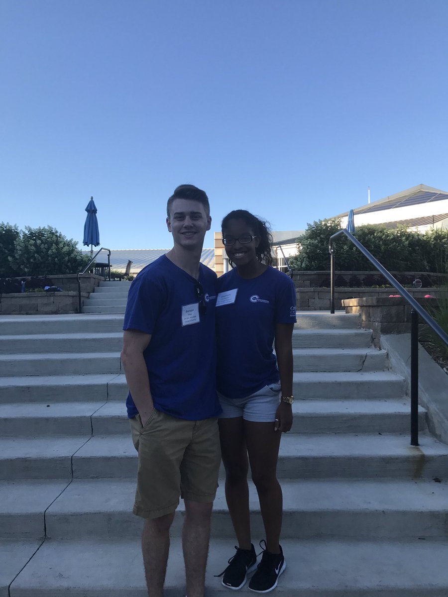 SPwolves17's tweet photo. Sad that it's our last session but super excited to meet the new members of the Wolfpack! Session 4 let's gooooooo 💙 https://t.co/H9tQm0c9R2