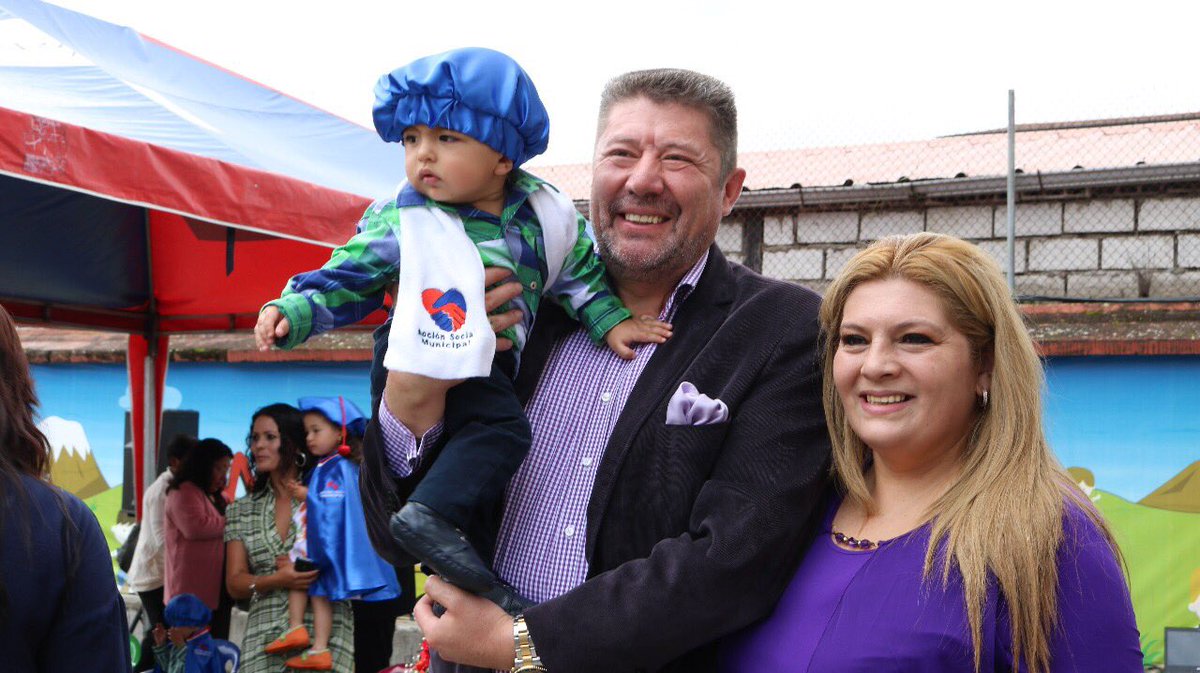 accionsocialcg's tweet photo. Al estimular a los niños, estamos despertando en ellos una acción positiva en su vida,es nuestro objetivo en CINF, queremos verlos felices!! https://t.co/0xOaMeA9RT