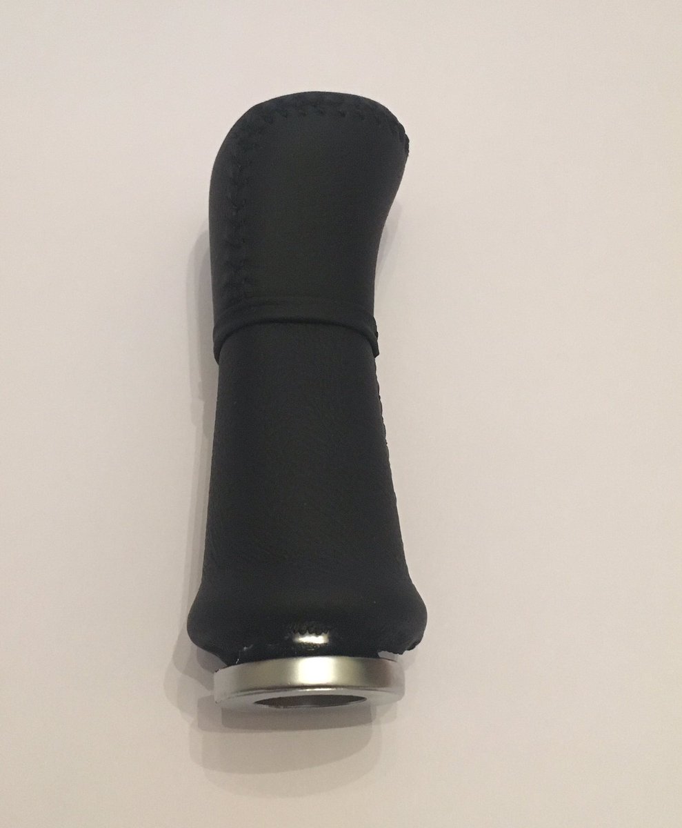 Defenderupgrade's tweet image. Fed up with the plain TDCI gear sticks. Why not get one of our aluminium gear sticks Leathered. These not only look great but feel great too