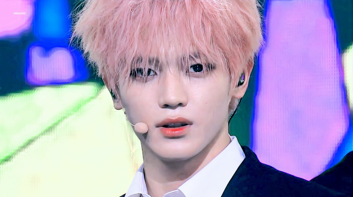 2002x0205's tweet photo. (언어잃어)
-
170615 엠카 NCT127-Cherry bomb 
#태용 #TAEYONG #CherryBomb 
https://t.co/JWxOMi9v2z
https://t.co/wlUe0Om4iq https://t.co/1zhD3iBUSa