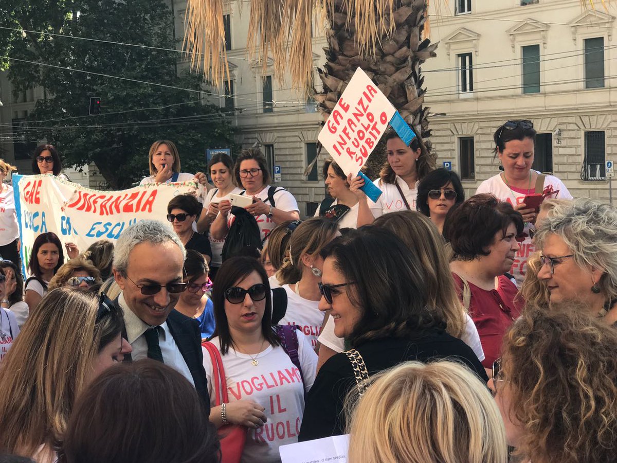 Marco_Di_Lello's tweet photo. Per #Scuola pubblica dell'Infanzia. Dove c'Γ¨ una causa giusta li Γ¨ il posto di democratici e socialisti #nonvimollo https://t.co/qtNLvQhxjU