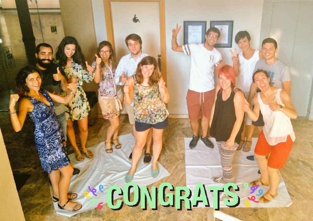 AnAmbros's tweet photo. Aqui tenemos los campeones  #emprendedores de @ybspain en #compe10ciasLED. Se han dado la vuelta a muchas cosas 😉. @Endesa @YouthBizInt https://t.co/pCS6o3pjmr