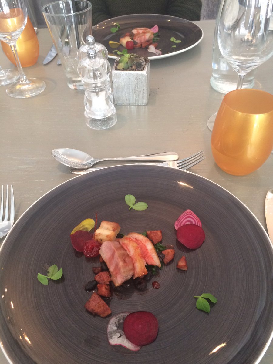 kitchendotnet's tweet photo. First 5 courses of our @RadissonBluLV tasting menu included savoury delights like beef fillet, duck breast, &amp; sea bass. Drool-worthy! https://t.co/bTuyR3ku0e