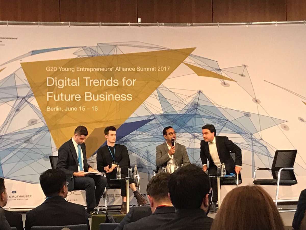 #bigdata with <a href="/LiamHanel/">Liam Hänel</a> <a href="/G20_YEA/">G20 YEA</a> #G20YEA17