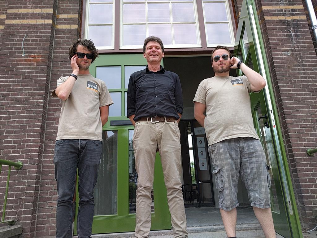 TheCodeCrewNL's tweet image. Onder zware begeleiding naar het grootste kennisfestival van Nederland