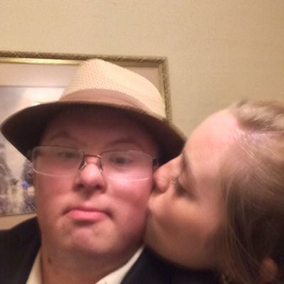 Geoffrey tweet media