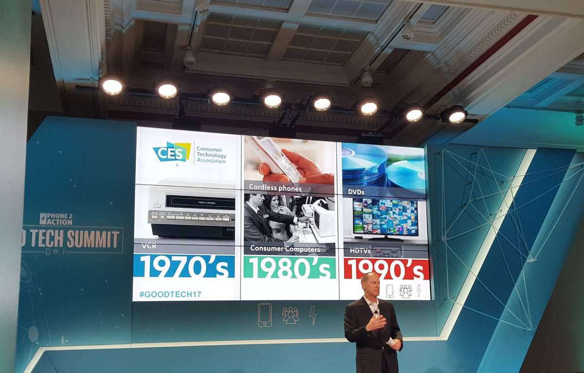 webmavensdc's tweet photo. Tape deck memories! Consumer tech history from @CTATech #goodtech17 https://t.co/5k3VInAmZo