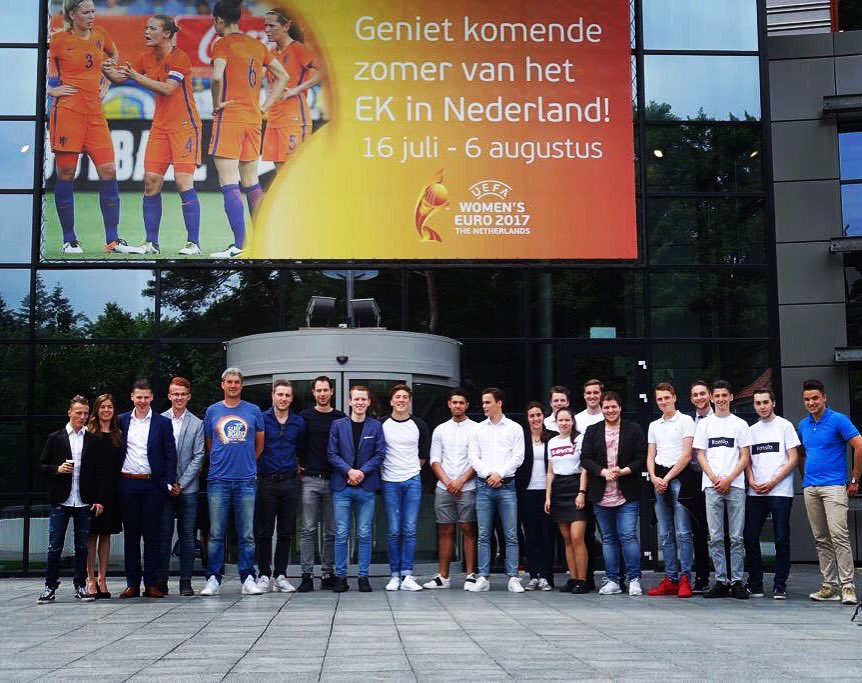 renefoolen's tweet image. Vandaag presenteren studenten @SPECO Sportcommunicatie jaar 1 hun crossmediaplan voor Passend Voetbal @KNVB #praktijkcases