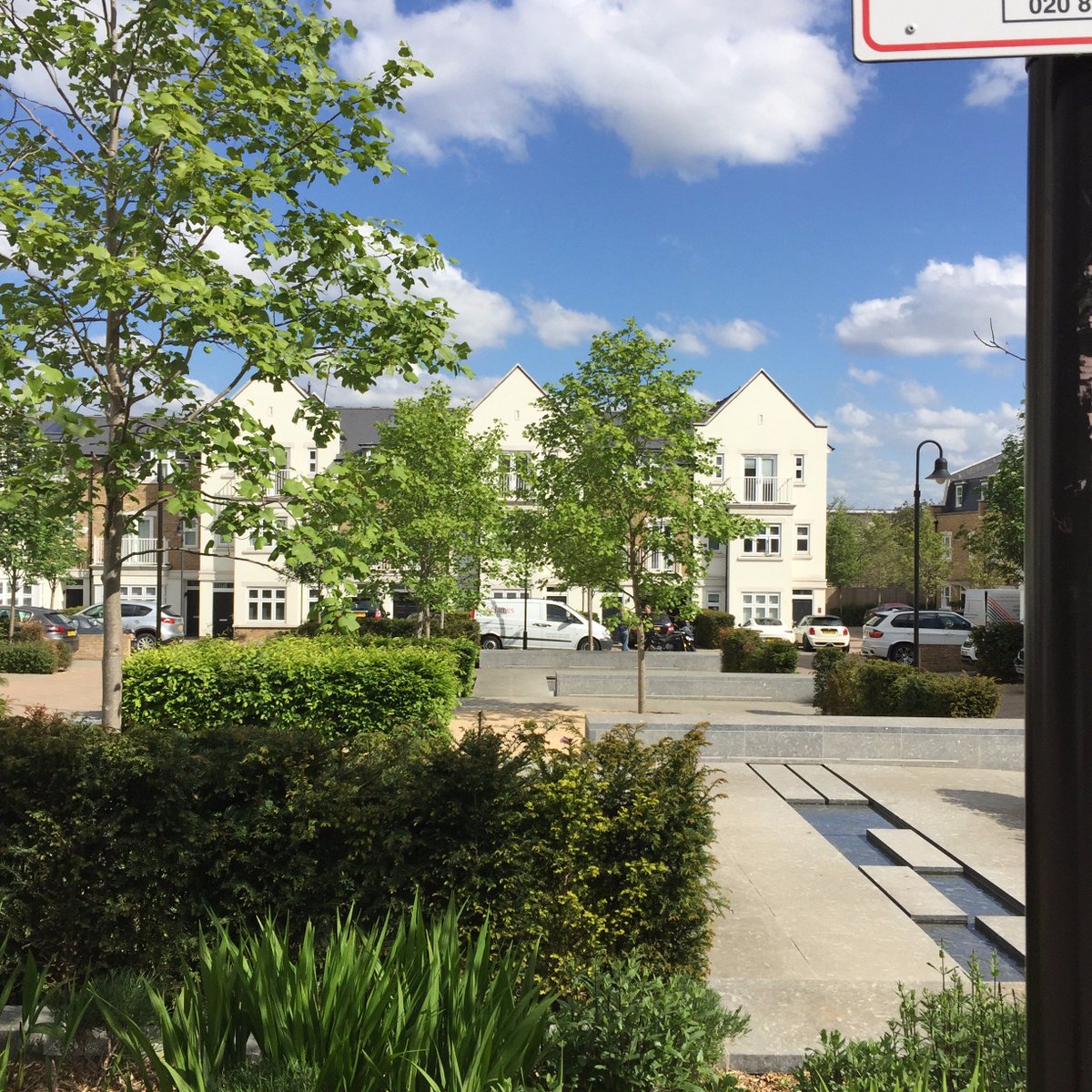 crsrendering's tweet image. Revisit this week and 5 years later @StoLtd lotusan #render system is still looking fresh #rendering #southeast #Construction