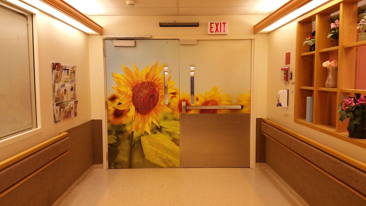 signaramaEDM's tweet image. #DoorGraphics for Glenrose Rehabilitation Hospital. Installed by PRO★WRAP. Let us brighten up your space! #ThrowbackThursday #FeatureFriday
