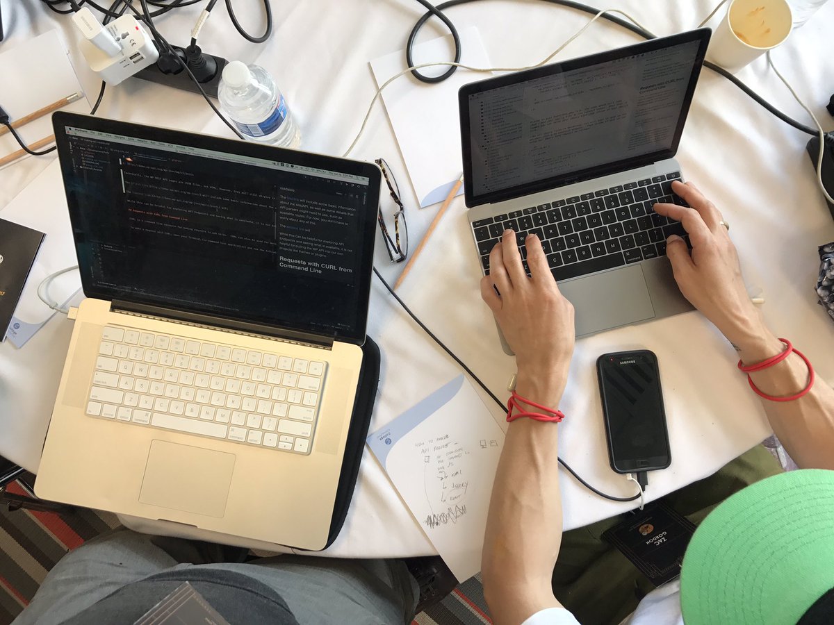 JulienMelissas's tweet image. Really enjoying getting to use @phpstorm's #markdown editor for these new #wpapi docs 👌 #WCEU #ContributorDay