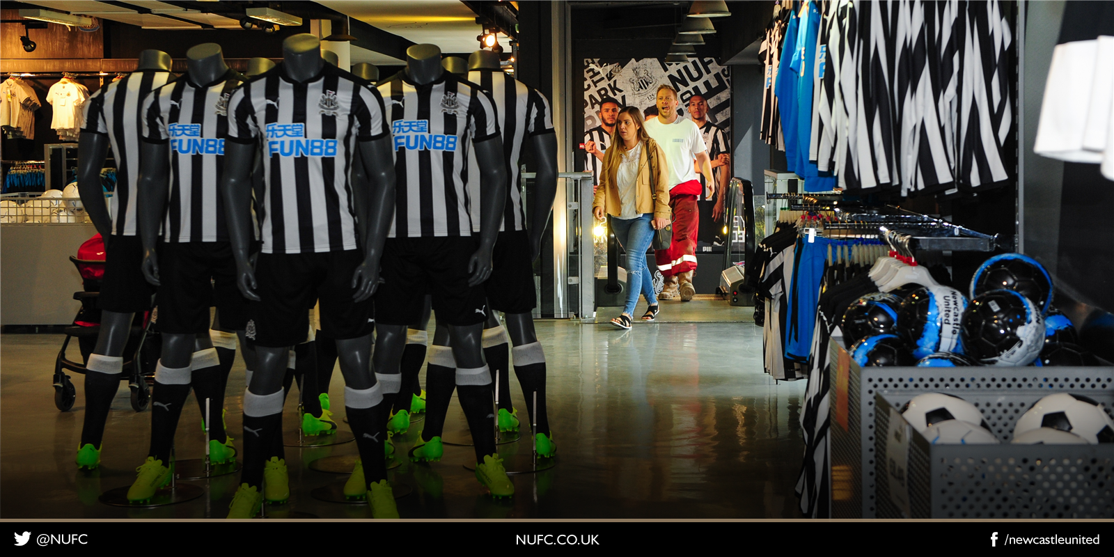 Newcastle United FC on Twitter: "NEW KIT: The stadium store is open for  supporters wanting to bag our new 2017/18 @pumafootball home kit. #NUFC  #125YearsUnited https://t.co/yDAy95An8W" / Twitter