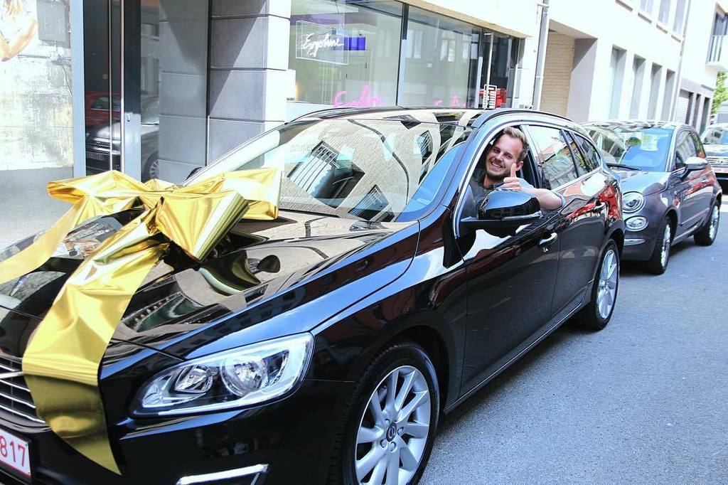 AntwerpFactory's tweet photo. Very proud to return the favor to our early believer @jensstreepk — our coders drive with class 😎 
#antwerpfactory #newcar #digitalagency #… https://t.co/Iykwl8w6Er