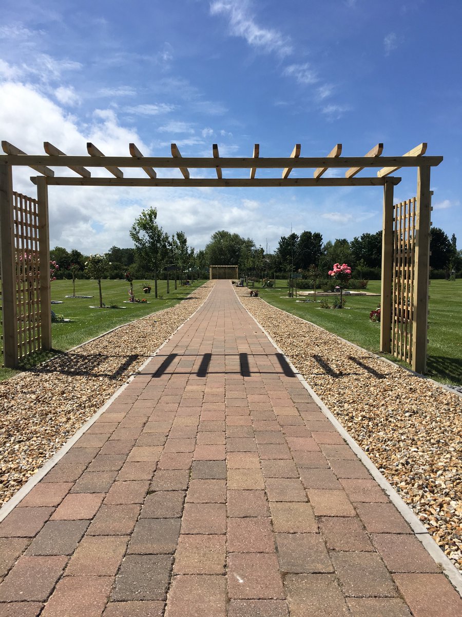 sedgemoorcrem's tweet photo. The grounds continue to take shape here at #SedgemoorCrem as we welcome 2 new Pergolas. Courtesy of @Minternfencing #Bridgwater #Sedgemoor https://t.co/5uXE2m9Wh6