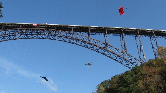TheBridgeJam's tweet photo. #tbt #almostheaven #bridgeday #bridgejam https://t.co/guZCJ9HROg https://t.co/yRyHgQAhAL