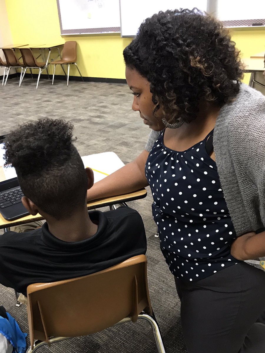 MMcCullum_iLead's tweet image. 6th grade math students are creating and interpreting data using graphs. @burchfieldkel @altonsclass #SummerSchoolLearning