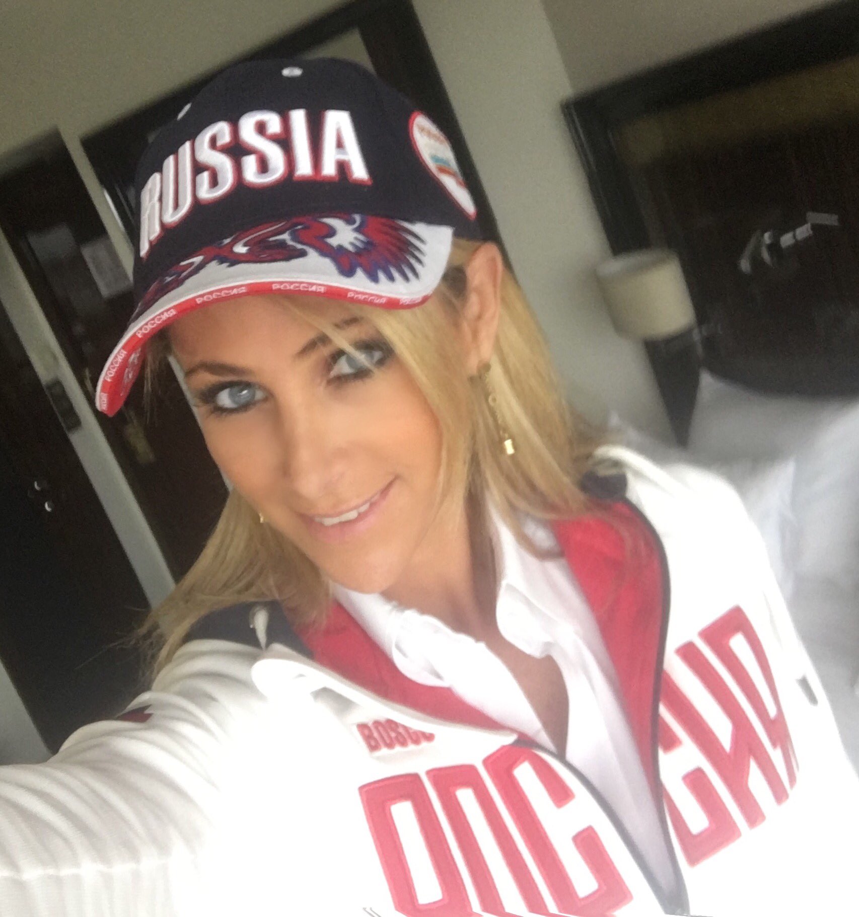 Inés Sainz on Twitter: "No puedo evitarlo!! Este país te contagia de ...