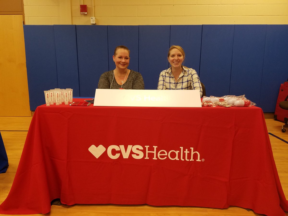 panorpam's tweet photo. Career fair SUNY Ulster #cvshealth #cvs #D4 #R18 #A1  @lisboa_damaris @IUBB5NC @ScottMcElfresh1 @K_are_n_Y https://t.co/yEe1qjLaEd