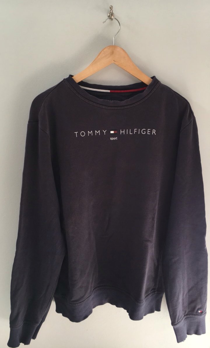 GuardTheVintage's tweet photo. For everyone who cried Tommy 😍
This is up fo bid on our fb page 🇺🇸 https://t.co/QevrDJNHrM