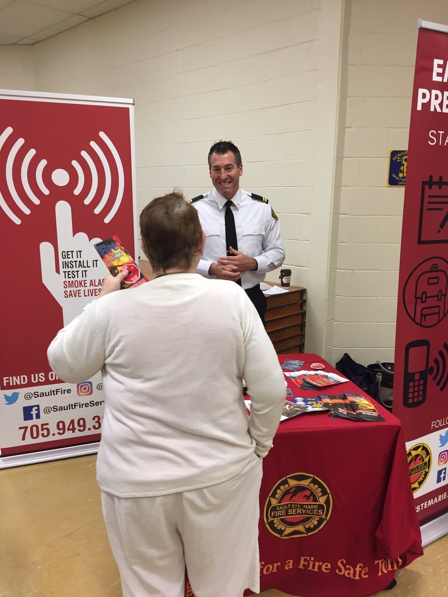 Out today at the 9th Annual Senior's in the Know Seminar #community #outreach #firesafety #getprepared #intheknow https://t.co/2ZxzQwEiid