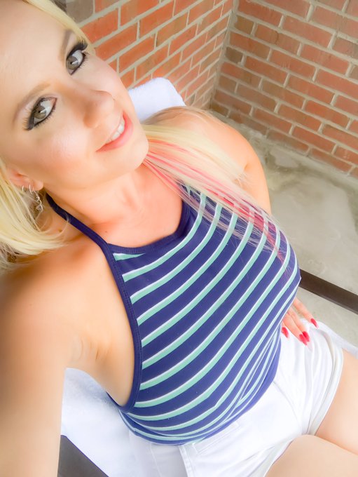 Good morning twitter lovelies!!! https://t.co/LvndnKdU98<a href="/tag/humpday"class="tags"><span>#humpday</span></a><a href="/tag/wcwednesday"class="tags"><span>#wcwednesday</span></a>