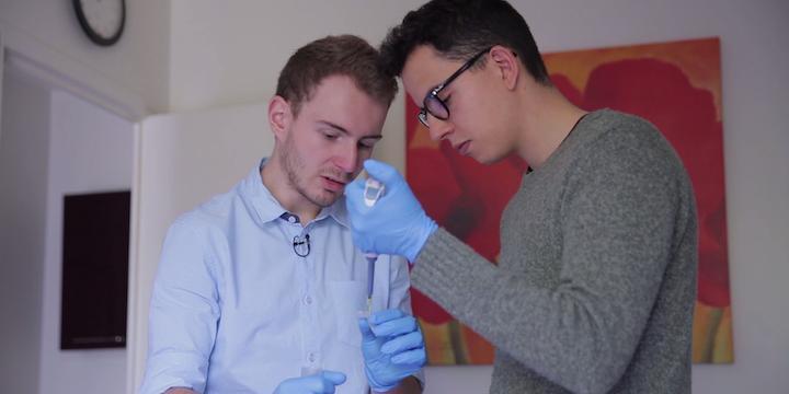 Grand Prix Les Jeunes Journalistes de la Chimie  Suivez <a href="/SChtayti/">Selim Chtayti</a> et <a href="/Arthur_Crpt/">Arthur Carpentier</a> de l'école <a href="/cfjparis/">CFJ Paris</a> #GPJJC  ebx.sh/2tpq1vT