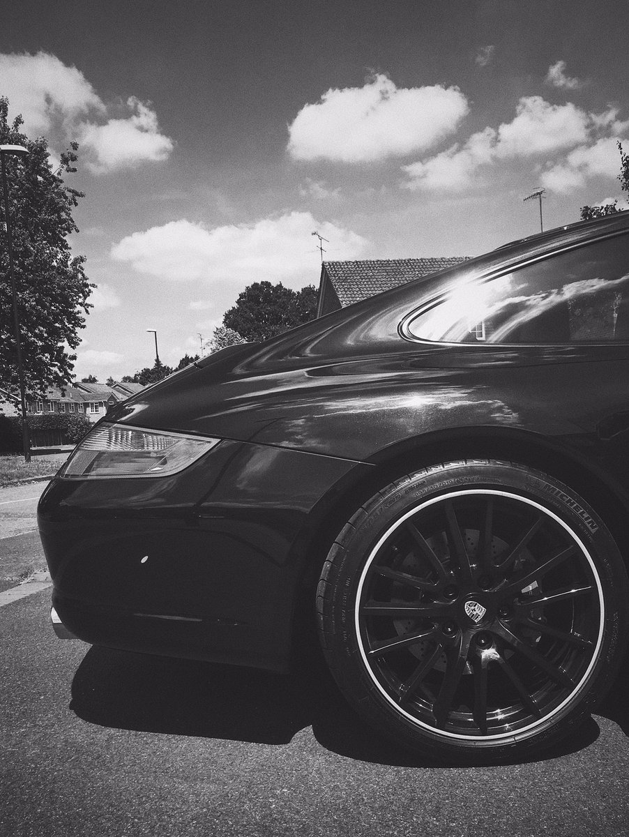 bensatchell's tweet image. Feels good to be back!! And even better to be in a 911.
#porsche #911s #dreamcar