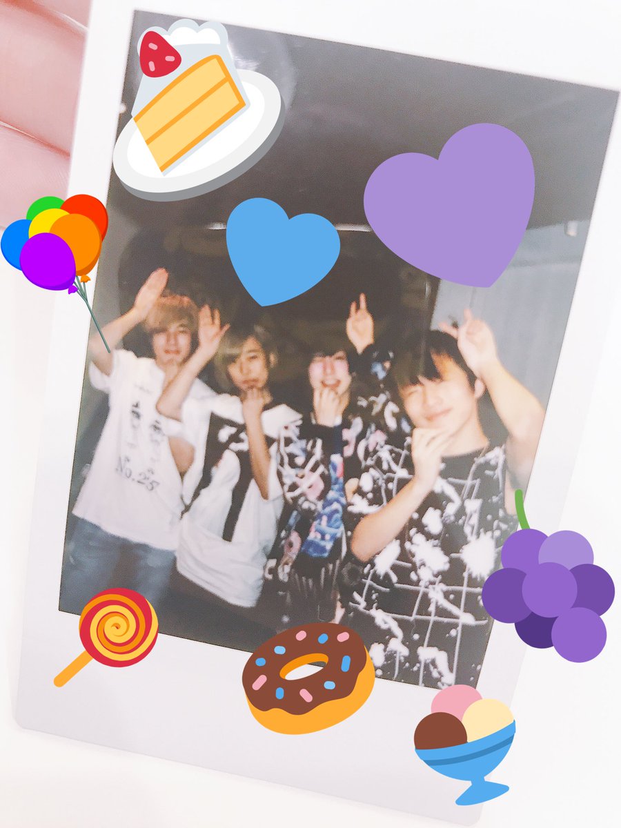 yuchaso_prince's tweet photo. ゆーちゃそ王子 x レイターズ初コラボLINE LIVE配信みてくれたみんなありちゃそ🐰💜
初絡みだったけどみんな良い人で楽しかったです🌈🌈🌈✨✨✨ https://t.co/RtfRHynQnR