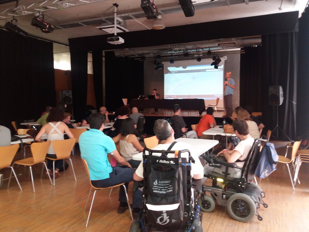 AEsclat's tweet photo. Aquest matí hem participat en el #MapathonLesCorts, aquí el resultat final ➡️https://t.co/df7pHAIygd #accessibilitat #ConstruintInclusio https://t.co/iyjGdp4FYK