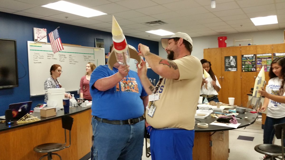 callawayj2's tweet photo. Preparing for launch#BI Stem Camp https://t.co/UGMytrXf2J