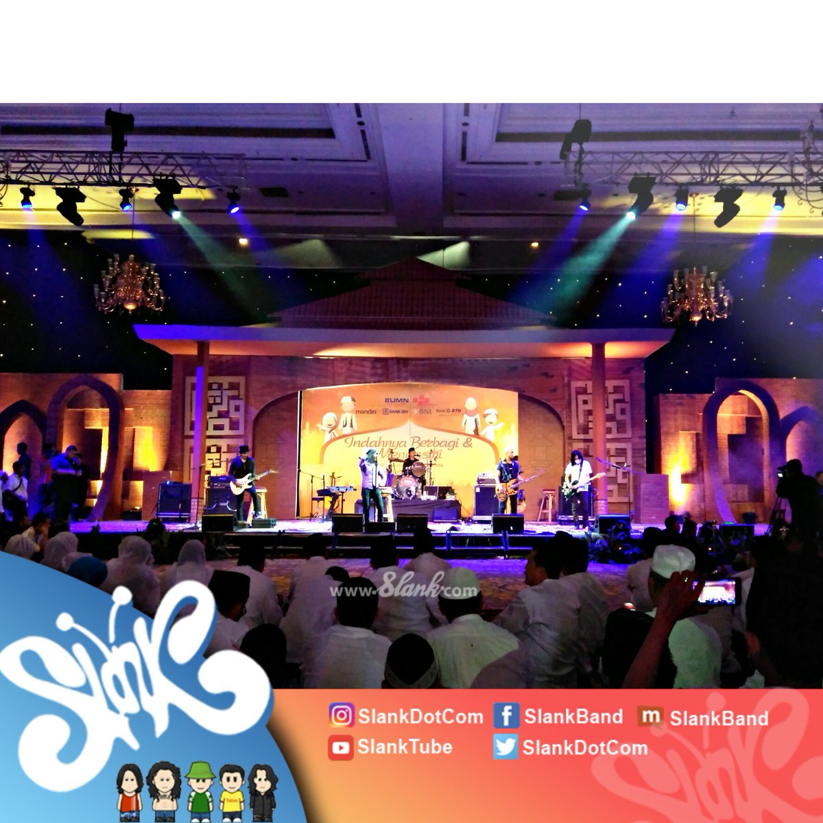 slankdotcom's tweet photo. #ApaYangTerjadi?!? Slank baru aja perform di acara "Indahnya Berbagi &amp; Mengasihi bersama 3.500 Anak Yatim Piatu" di JCC, Jakarta https://t.co/xHsVuPcAv2