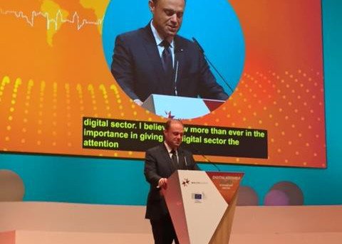 #DA17eu in Malta: "Digital Europe: Investing in the Future". No EU mobile roaming charges as of today #DigitalSingleMarket