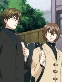 コートで学ランが隠れて．．． どこの社会人だよw お似合いすぎて