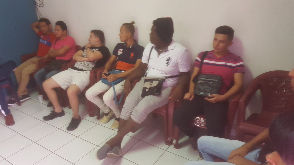 cucrsps's tweet photo. 1er Dia del Taller de Seguimiento para lideres Mentores #ComponenteHSH #EstrategiadePares https://t.co/bYgWDETI01