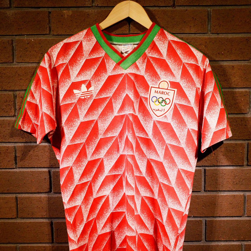 trolleybus verachten hongersnood Classic Football Shirts on Twitter: "Adidas 1988: Morocco wore this design  in red Did any other teams wear this amazing design?  https://t.co/hcxuagEBiX" / Twitter