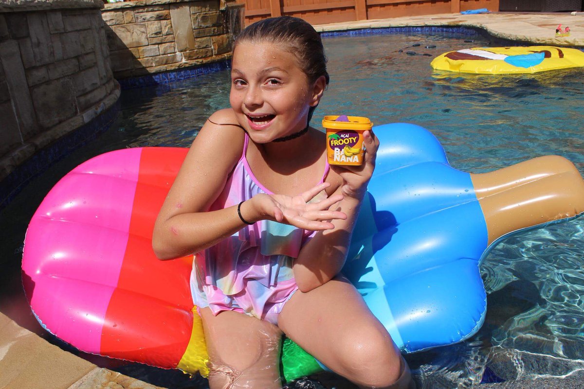 Açaí Frooty Texas tweet media