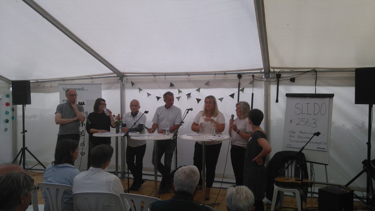 VFSA_dk's tweet photo. @Mlboettger: VFSAs benchmarkingmodel gør socialt ansvar konkret og målbart #fm17 #fmdk17 #benchmarking #socialtansvar https://t.co/VgTuRi7QQR