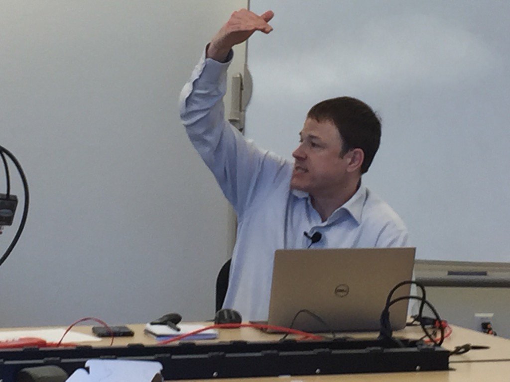 Konstanze tweet media