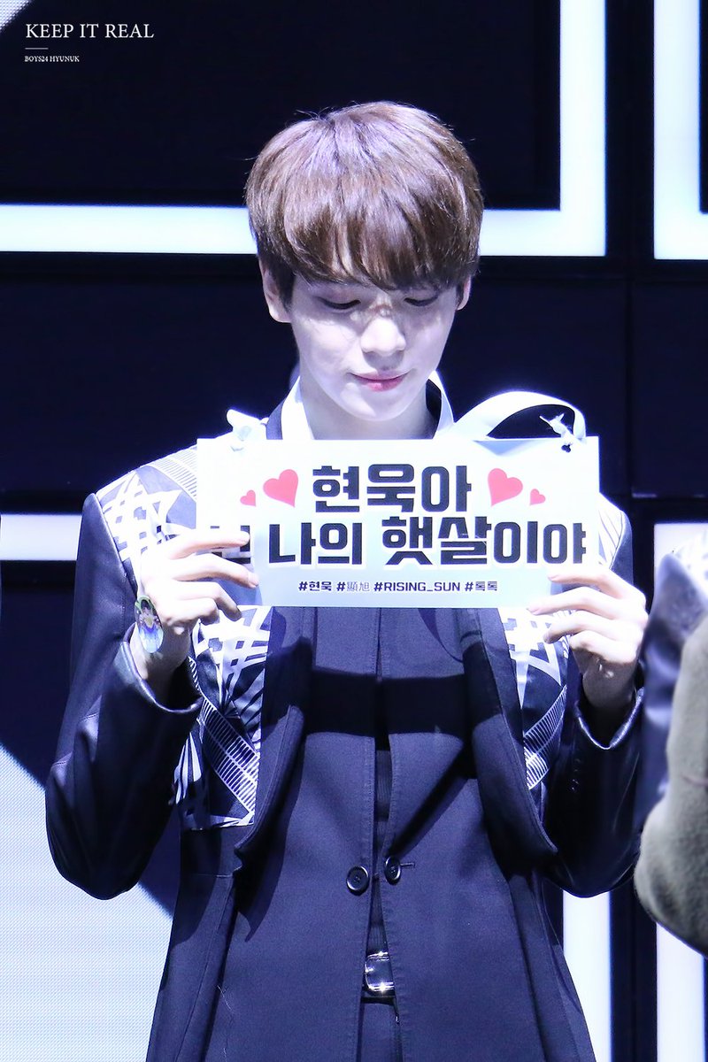 KEEPITREAL_926's tweet photo. 100일 기념 인화사진 이벤트에 들어갔던 미공개 사진 업로드합니다:D #소년24 #BOYS24 #현욱 #한현욱 https://t.co/hDesmSrU63