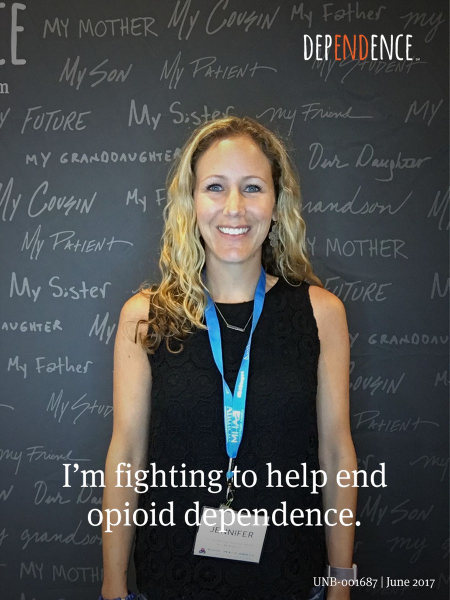 BipolarMomLife's tweet photo. At @MentalHealthAm #MHACONF2017 supporting the effort to end the opioid epidemic. @popsalks #StorytellingSavesLives #BeBraveWithUs 💚 https://t.co/T0zJ2oDFc7