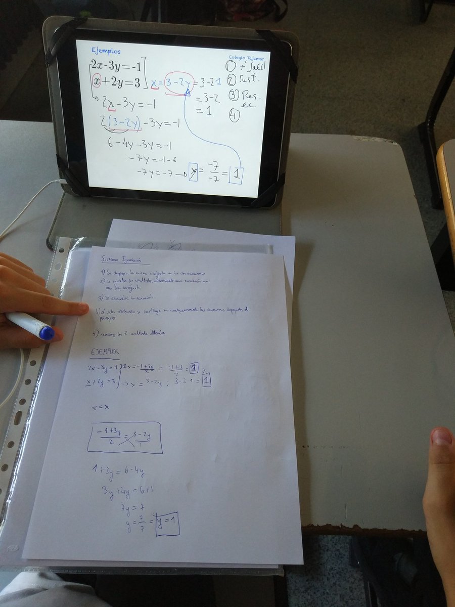 JuanPabloDelmo's tweet photo. Hoy alumnos repasando ejercicios con vídeos del profe.
Copia, resuelve, Play, comprueba...
#flippmath
Cada uno a su ritmo
#funciona https://t.co/NGDH0jXtdu