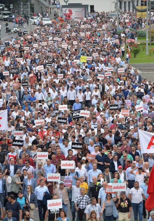 cavitzengincell's tweet photo. @ismaildukel @halktvcomtr #Günsonu
#HİPODROM'dan
#CanlıYAYIN
#İsmailDÜKEL
@ismaildukel
@halktvcomtr
#AdaletNöbeti
👉https://t.co/O1to7tp4TA
#AyağaKALK
#AdaletYÜRÜYÜŞÜ https://t.co/nLkN2o7Hp2