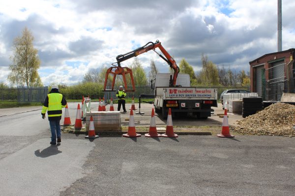 LandTTransport's tweet photo. The number 1 choice for LGV and PCV training school. #LGV #ADR #PCV #DriverCPC #Forklift #Lorryloadertraining https://t.co/YoM4i7rvtg https://t.co/znW9dUVi54