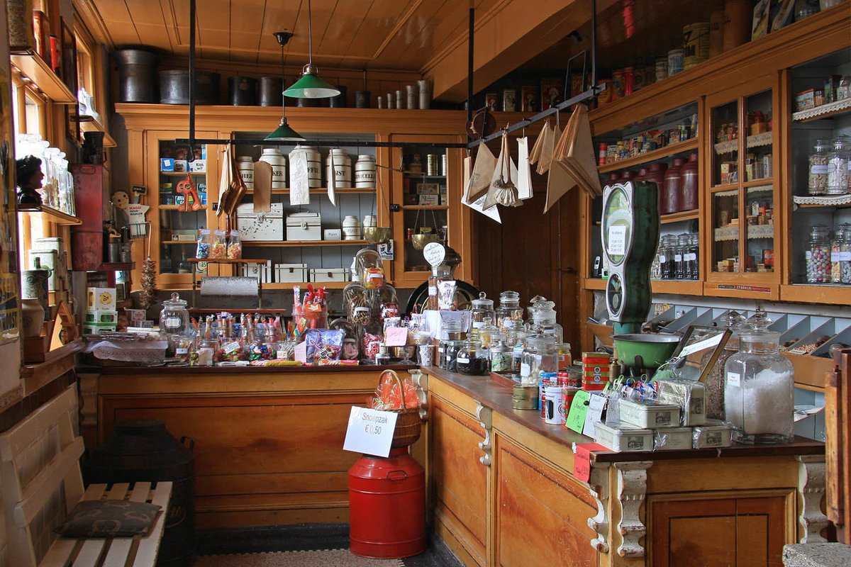 MiddenDLdag's tweet photo. #MDD2017. Geniet van de drie streekmarkten en diverse locaties met streekproducten; ook is er brocante. https://t.co/7gUMHwtdTm https://t.co/KYRQ1hOZDF