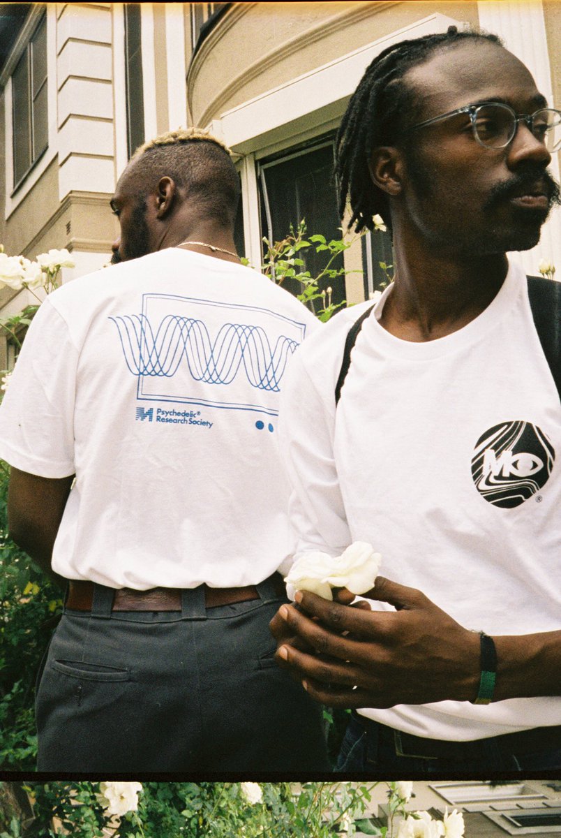 Ramdasji_'s tweet photo. James & I for @MoonCollectif // shot by @HarvyMooon #35mmfilm #MoonCollective https://t.co/QebfbMrHd6