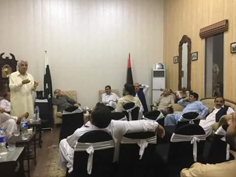TeamPPP_KP's tweet photo. #PPPKP meeting held regarding Chairman #PPP @BBhuttoZardari visit to #Peshawar today at the residence of President #PPPKP @MHamayunKhan https://t.co/7i54zOQbcu
