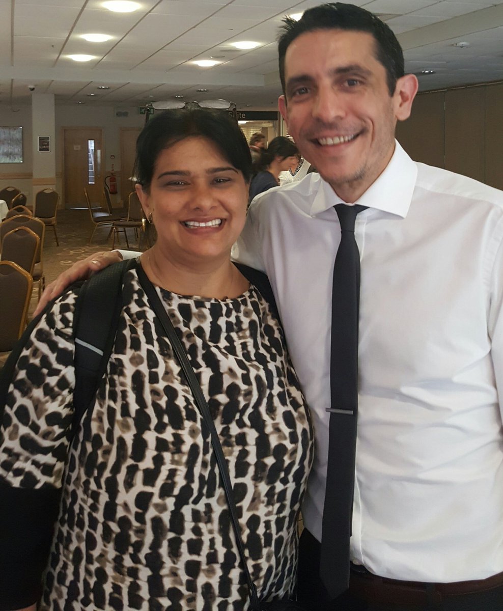 sheinazs's tweet photo. @davidcowan @bevtayloryork lk who i bumped in2 Humber coast & vale #makingtime4care #gpfv showcase event @RachelHinde @robertvarnam gr8 day https://t.co/PDpcNdNKaU