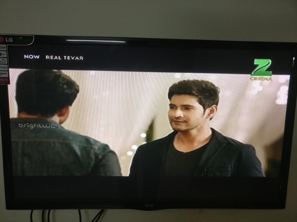 urstrulyGadde's tweet photo. #RealTevar ( #Srimanthudu) on @zeecinema https://t.co/gKYpn5MpHi